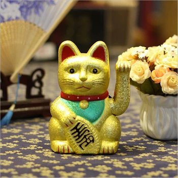 plastic lucky cat