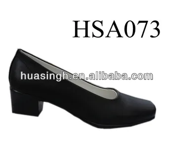 comfortable shoes for hostess
