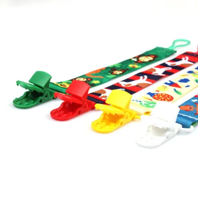 pacifier clip3