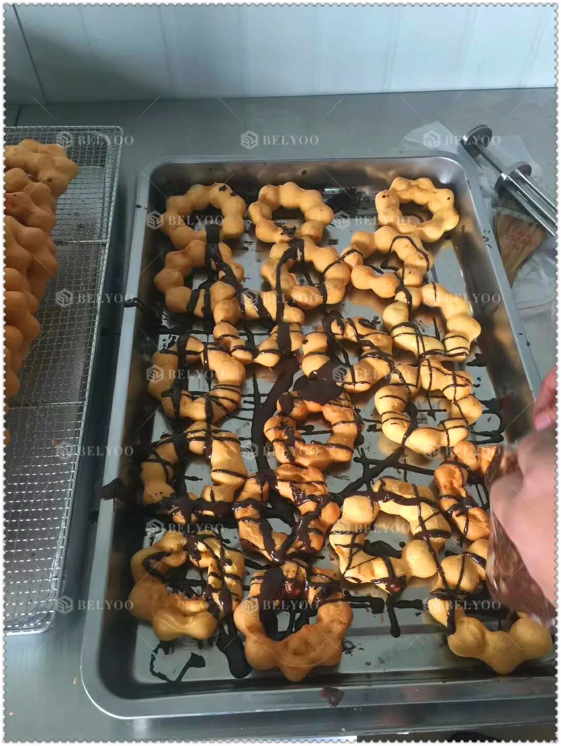 automatic donut making machine