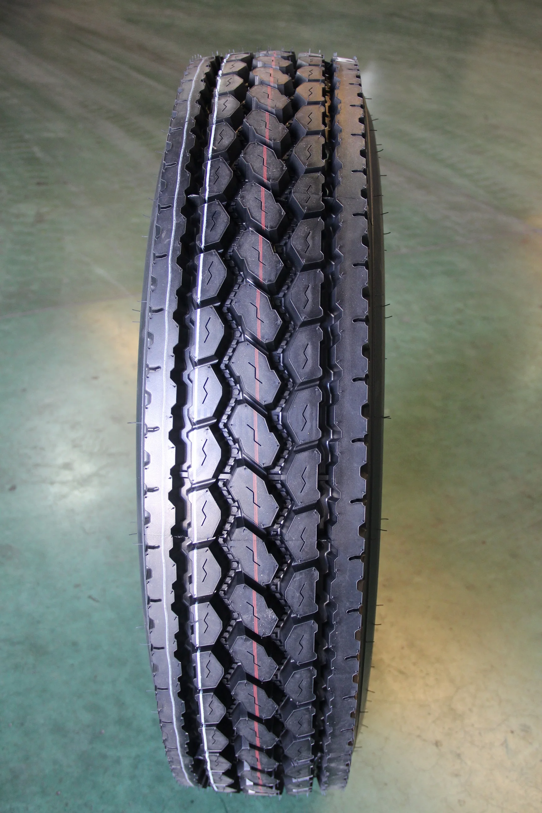 Radial Truck Tyre Heavy 11r22.5 11r24.5 Commercial Truck Tires For ...