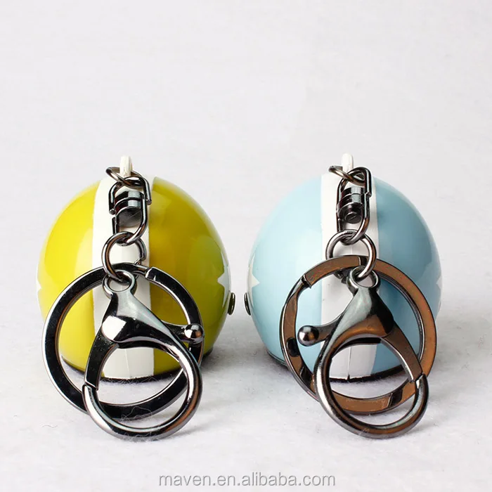 MV34RH Helmet keychain 2