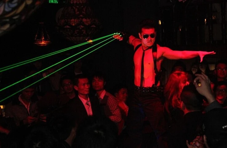laser glove 13
