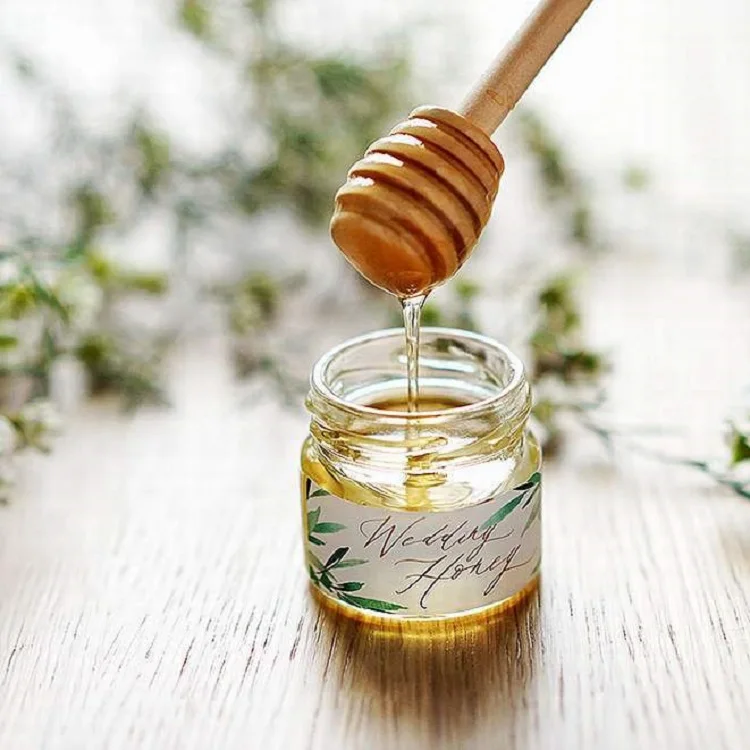 10472305658_1928975341