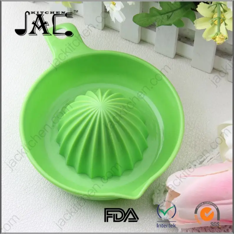 Newest Flexible Squeezer Lemon Juicer