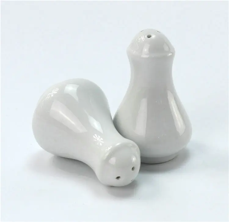 Restaurant hotel used kitchen spice tools personalized hug custom salt and pepper shaker