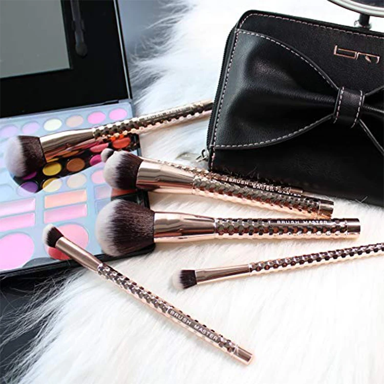 makeup brush.jpg