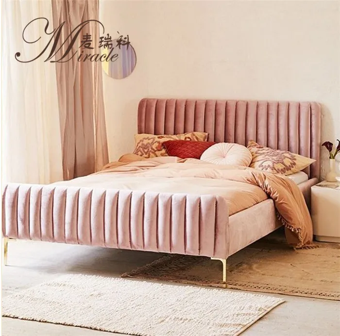 Beautiful Pink Color Queen Size Princess Bed With Gold Metal Frame