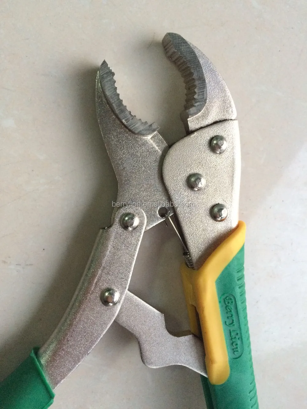 Berrylion 10'' Soft Rubber Grip Round Jaw Pliers,Drop Carbon