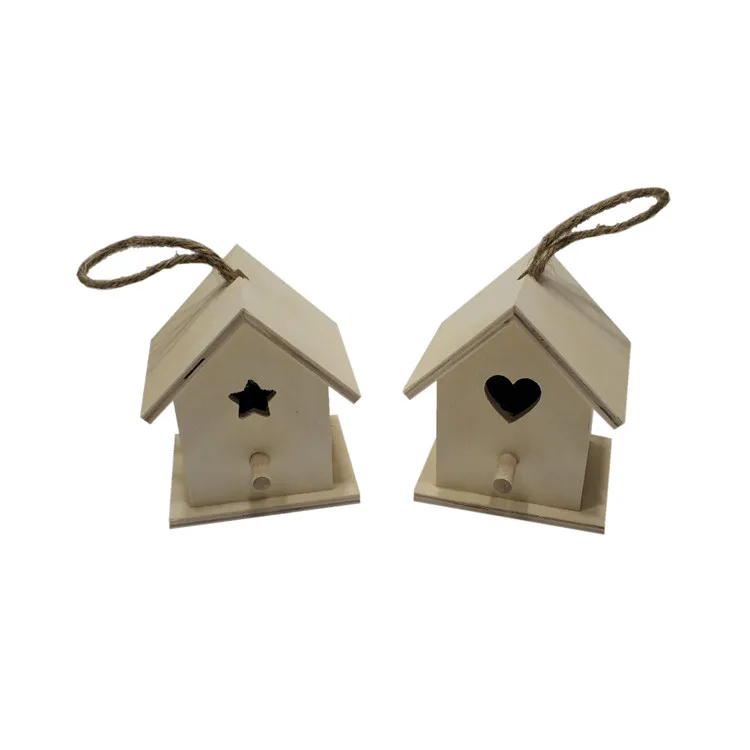 Wooden birdhouse1