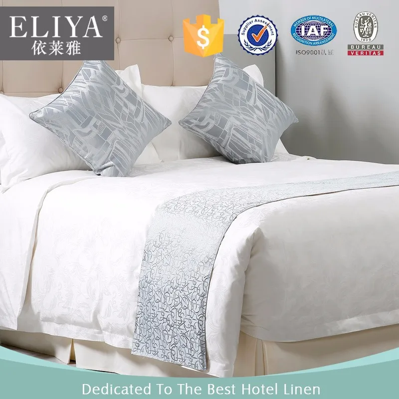 Elya 100 Silk Fabric Comfortable And Light Whiteness Bedding Set For