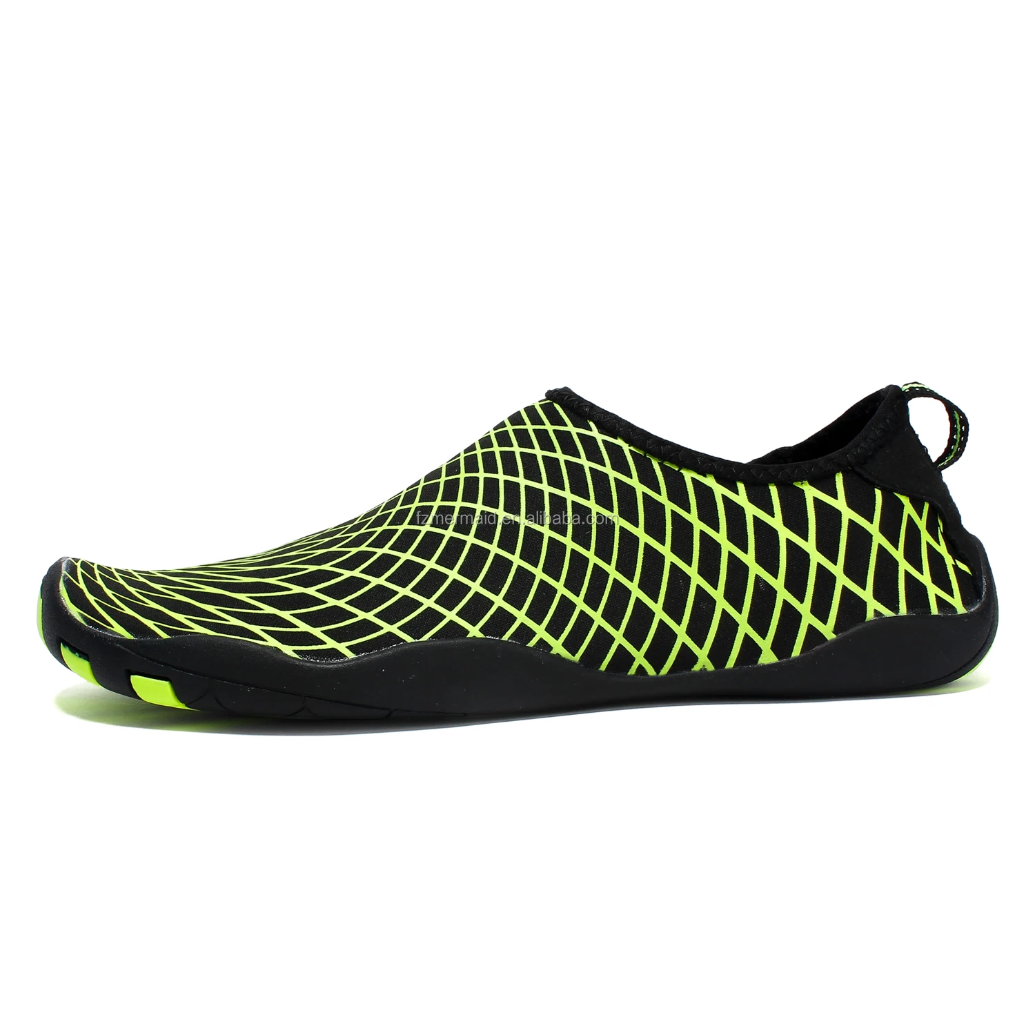 2024 Men Water Shoes Popular Net Lines Beach Swimming Shoes Aqua Shoes