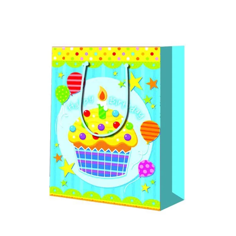 Low Price Yellow Hot Stamping Full Character Party Birthday Gift Bags With Label