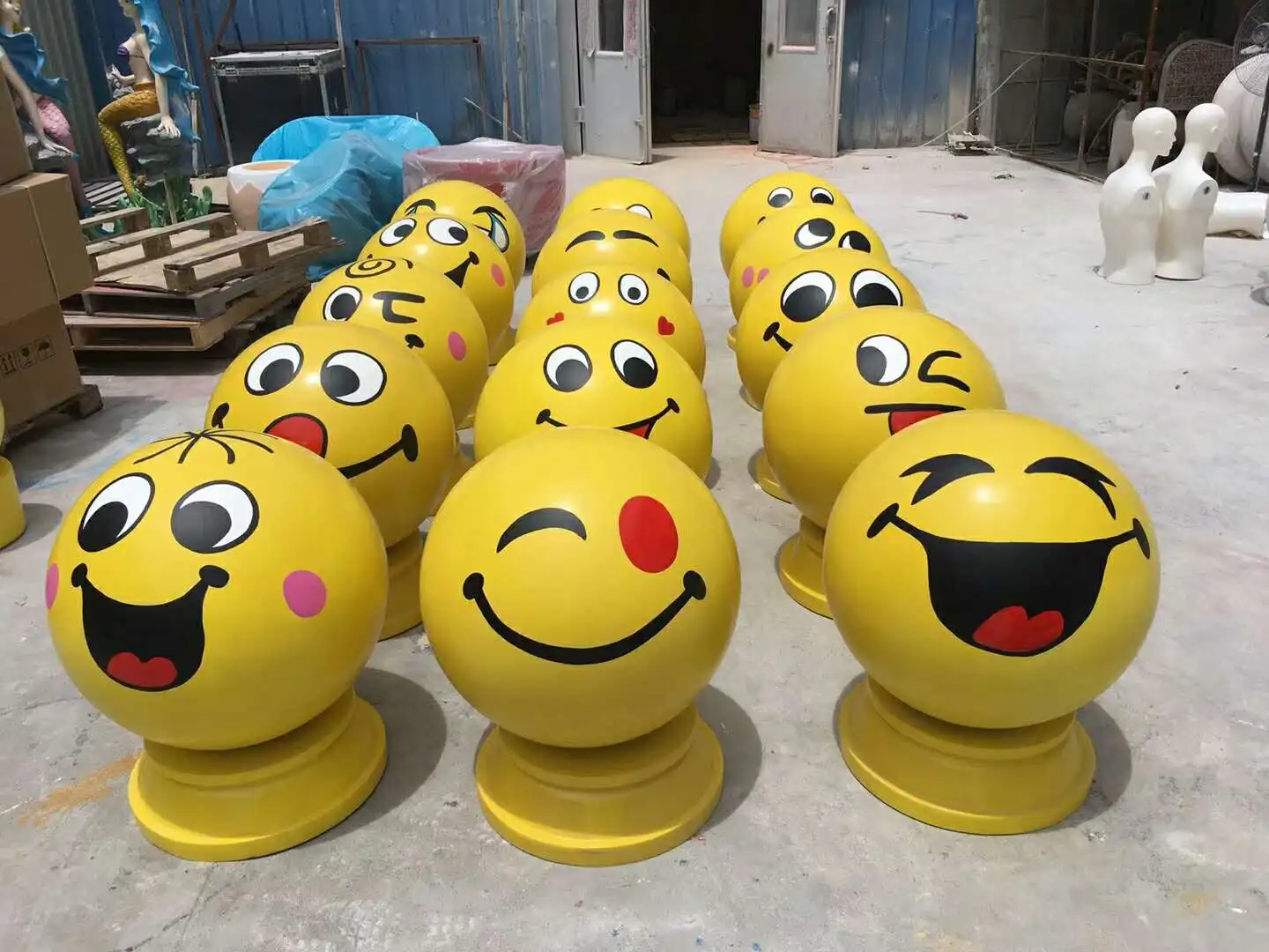 Large Outdoor Sculptures Fiberglass Animals And Figure Statues Buy