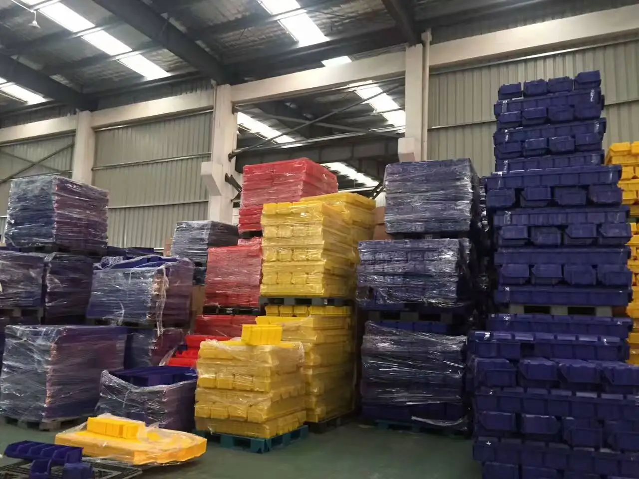 Piezas De Automóviles De Contenedores De Almacenamiento De Plástico