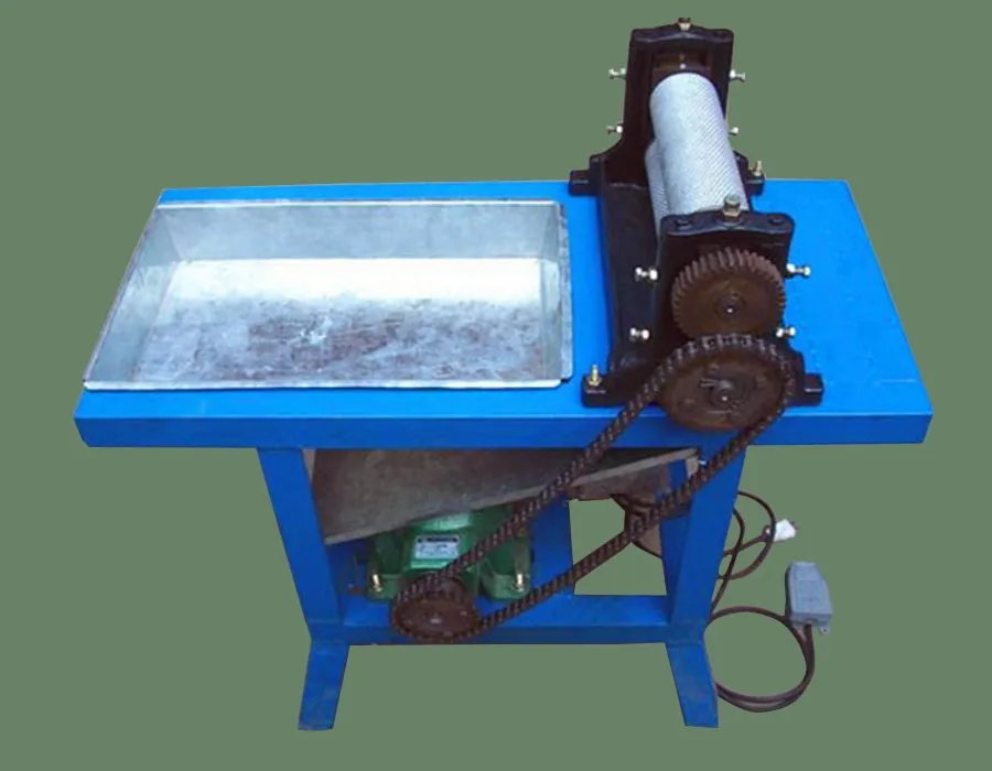 Manual Beeswax Foundation Sheet Embossing Machine With Roller Length