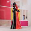 Modern ceramic ceramic porcelain lovers statue for decoration