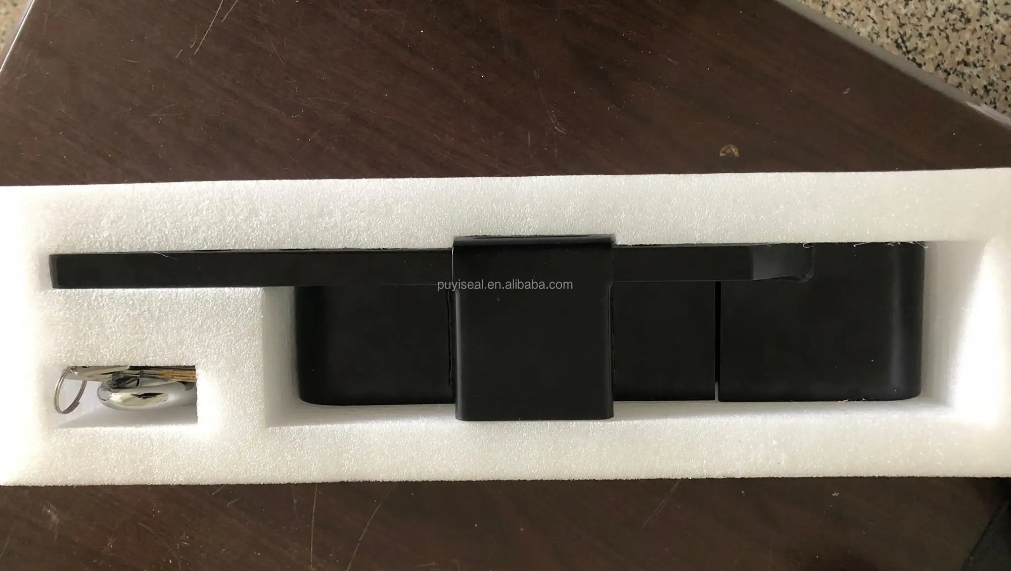 container door lock padlock with 3 keys barrier seal