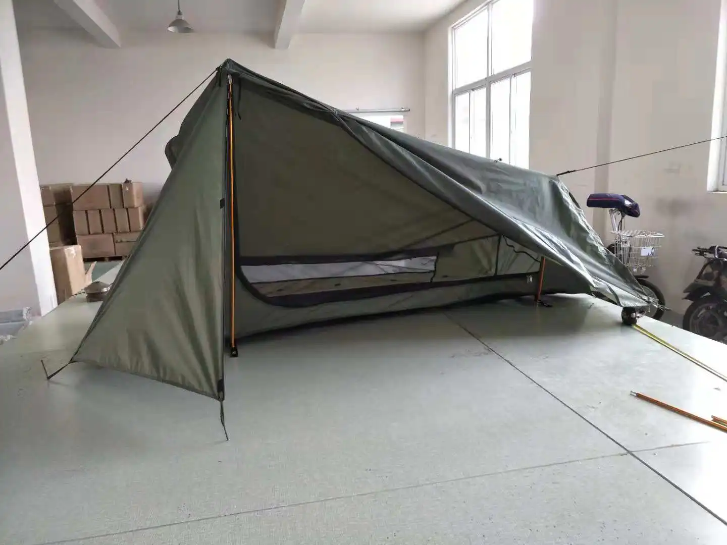 Lightweight And Breathable Quick 1 Man Military Tent For Bikers And