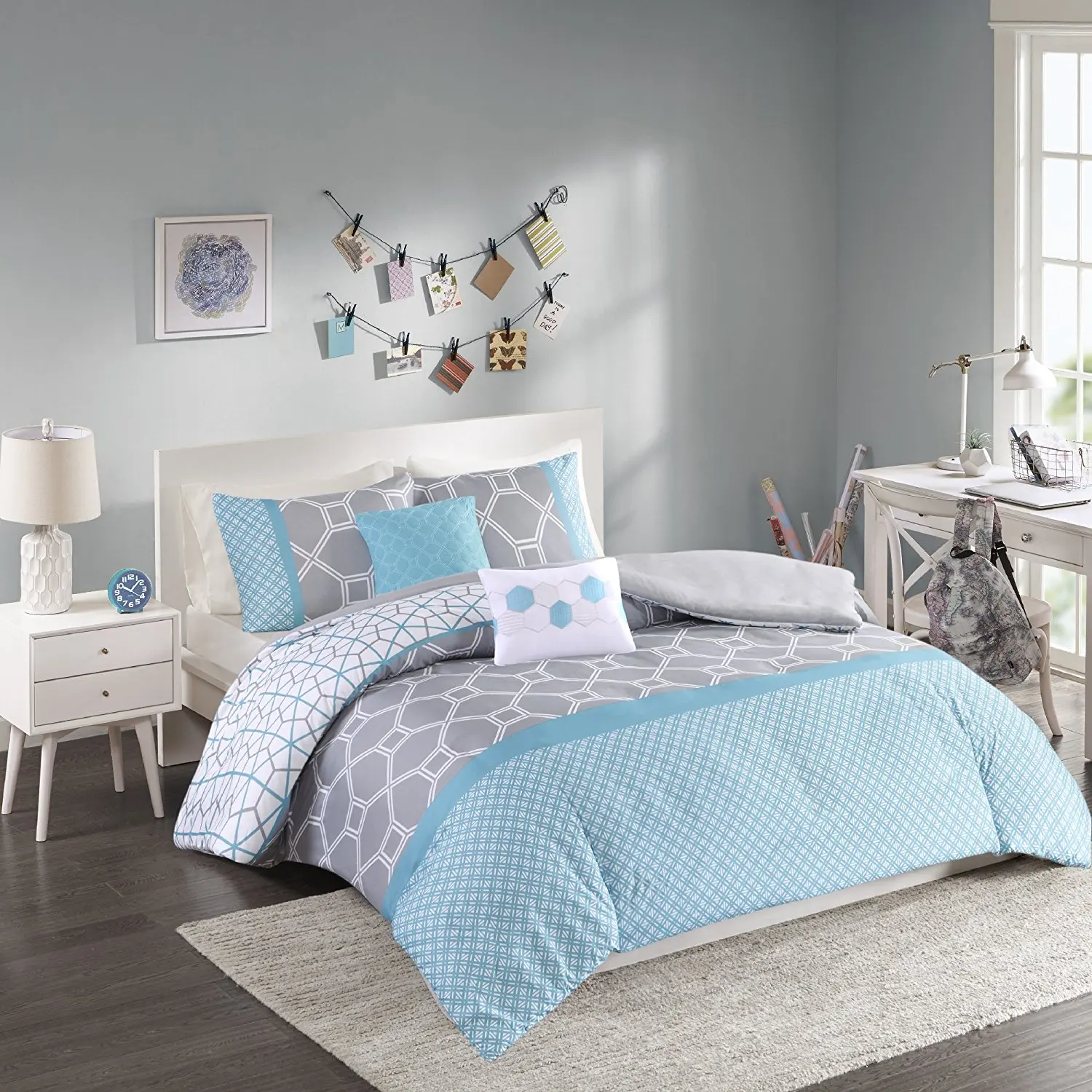 Buy Intelligent Design Melissa King Size Bed Comforter Set Navy