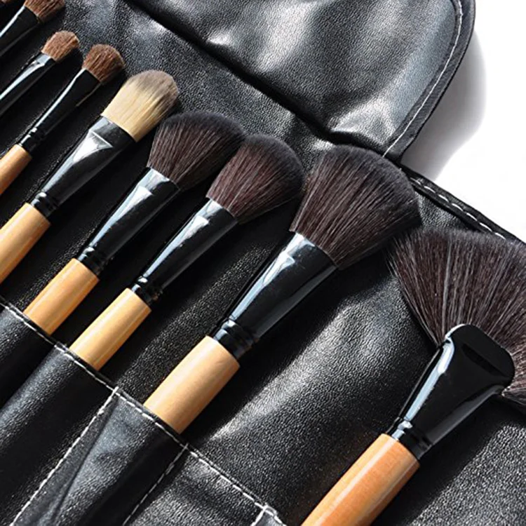 Makeup brush set.jpg