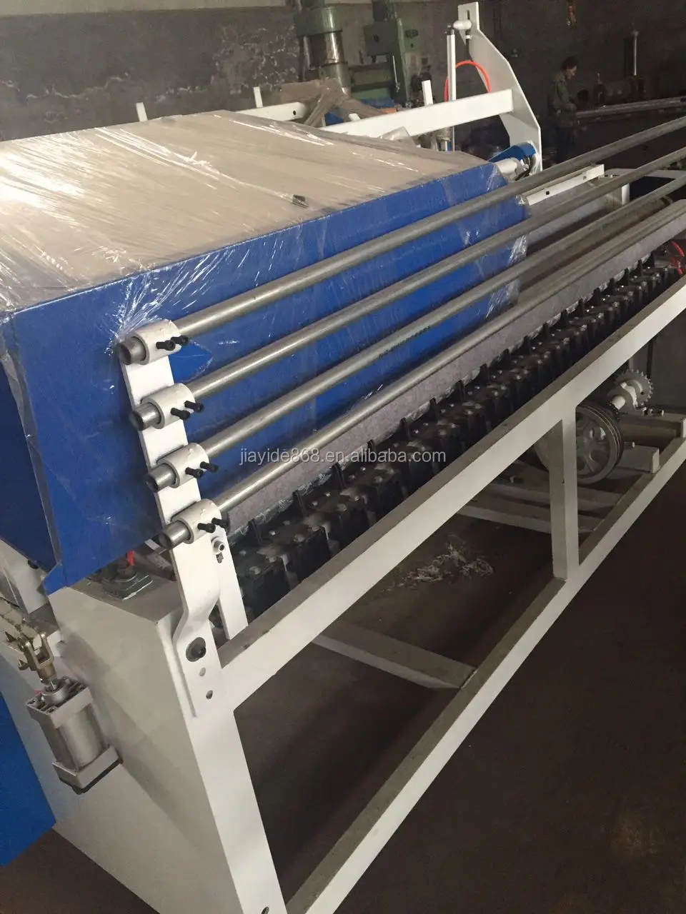 Full Automatic Toilet Roll Rewinding Cutting Machine For Toilet Roll