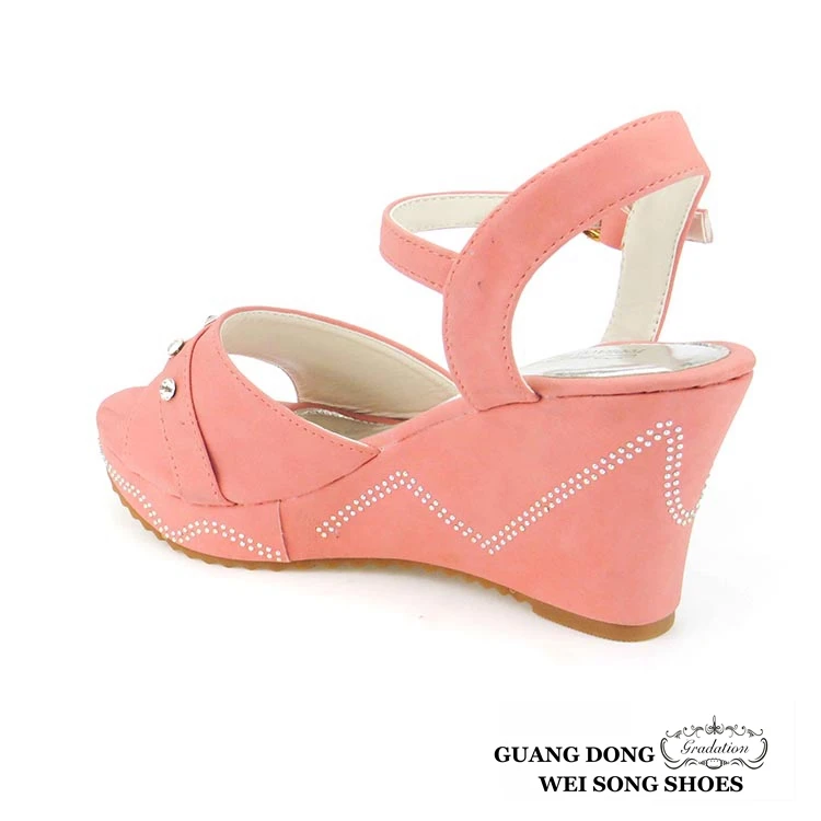 sandália plataforma barata