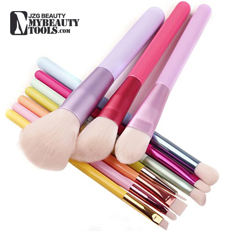 Makeup brush set.jpg