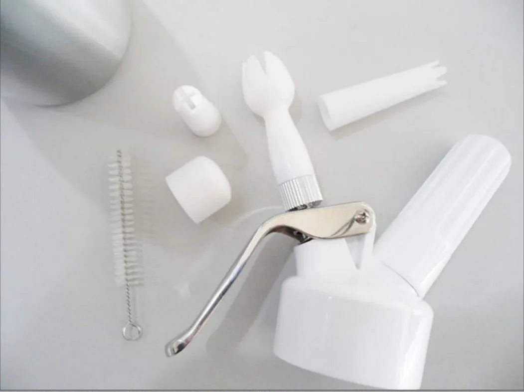 Cream whippers (2)