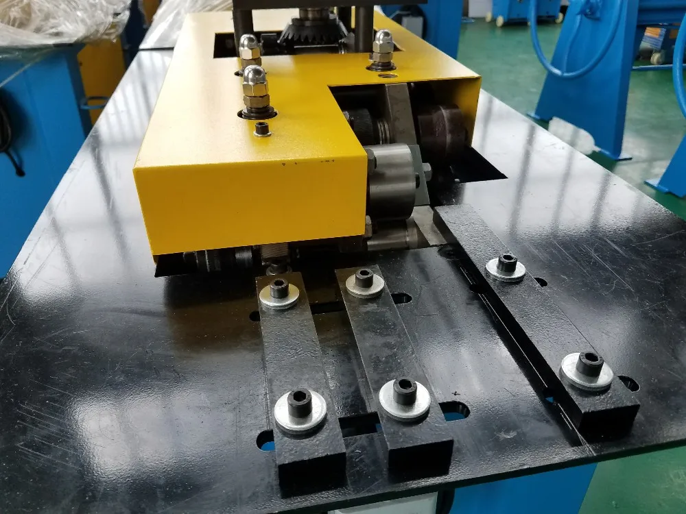 nipping machine