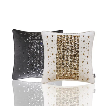 Wl673 New Fashion Gold Hand Beaded Pillow Stretch Silk Cushion