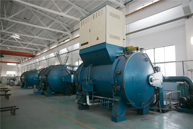 vacuum brazing furnace.jpg