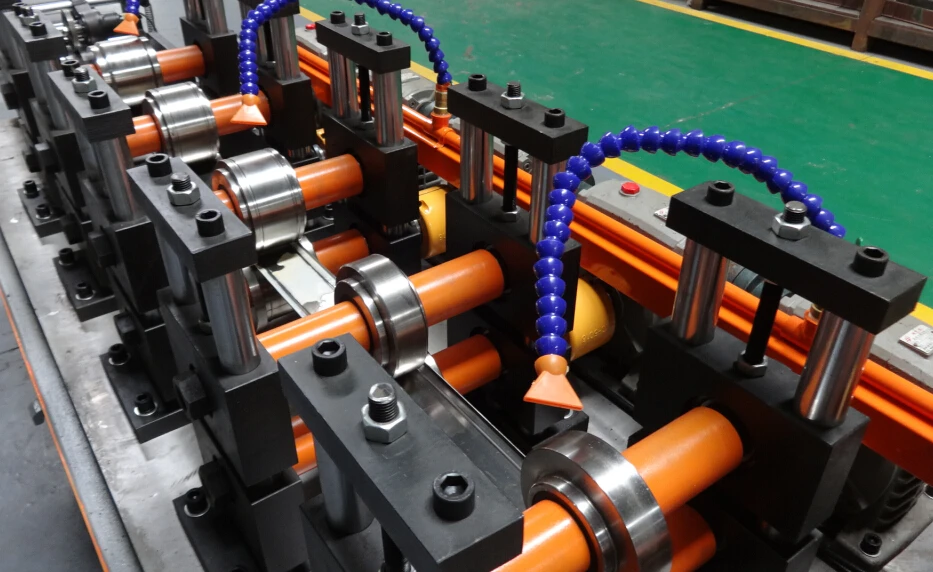 Stud lms tpu tu. Формование профиля вальцами. stud lms tpu. stud lms.