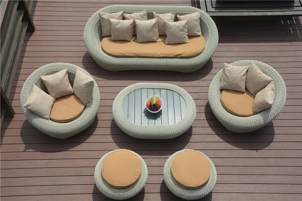 Royal Outdoor Shell Shape Couch Bird Nest Sofa Lounger Garden Wicker