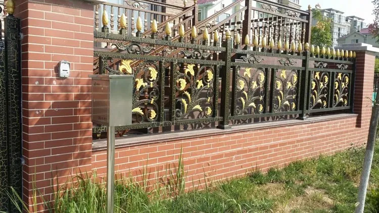 ¿diseño Moderno De Aluminio Fundido Borde Cerca Perfil Patio Cerca Con