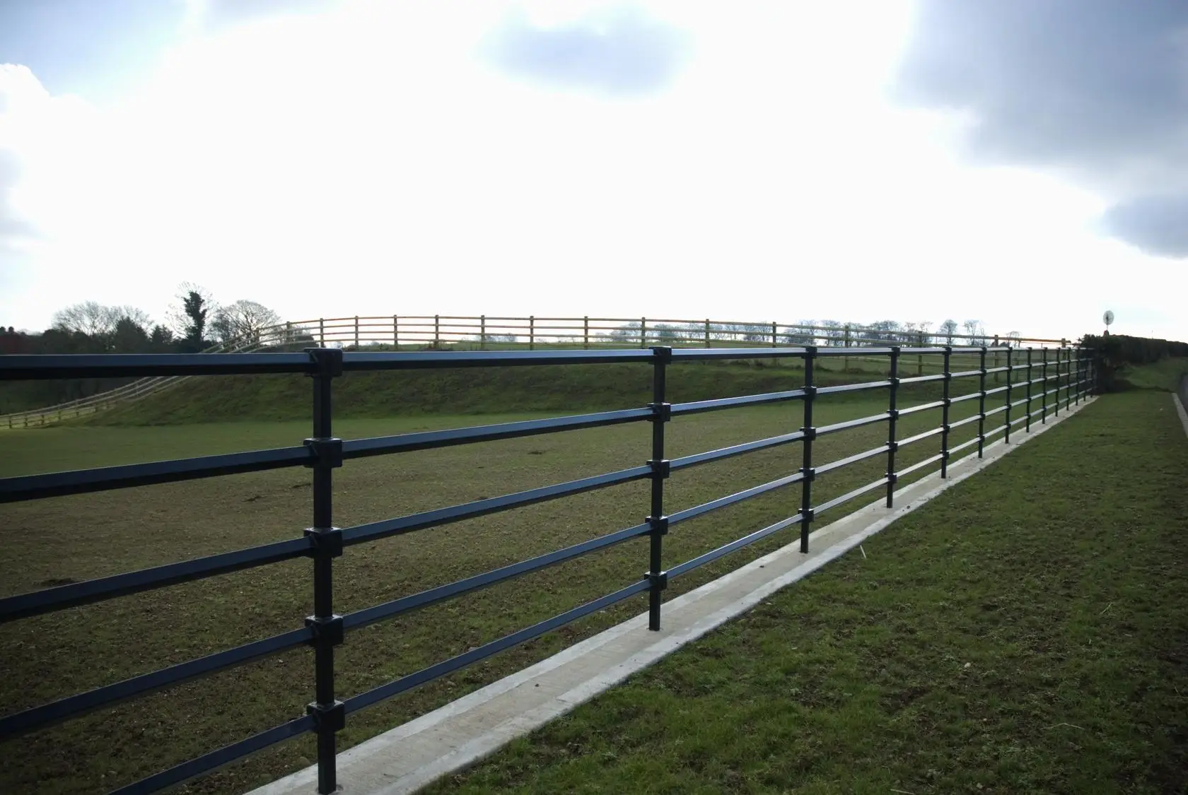 Zerun Factory Flexible Rail Horse Fence High Quality Pvc Horse Fence