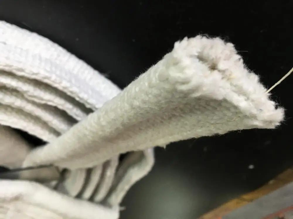 Industrial Fire Protection Tadpole Ceramic Fiber Tape Seal Gasket Rope