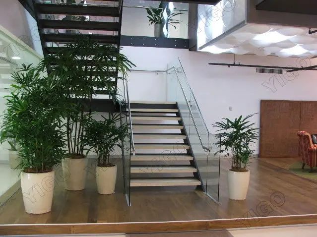 Nuevo diseño de pisos de vinilo para escaleras escaleras ... Diseño Madeira piso