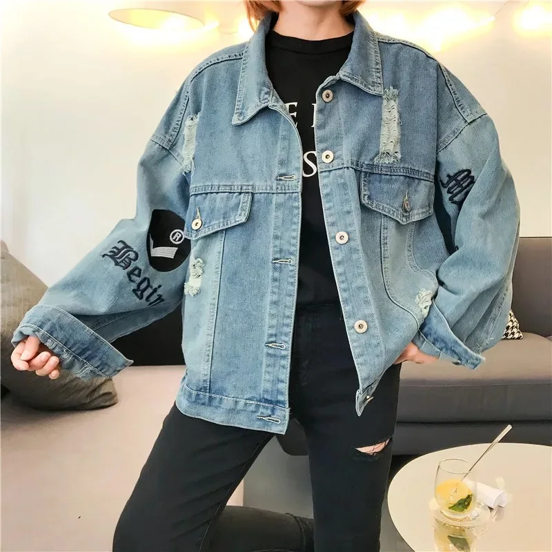 Wholesale Custom Denim Jackets No Pockets Women Washed Blue Jean