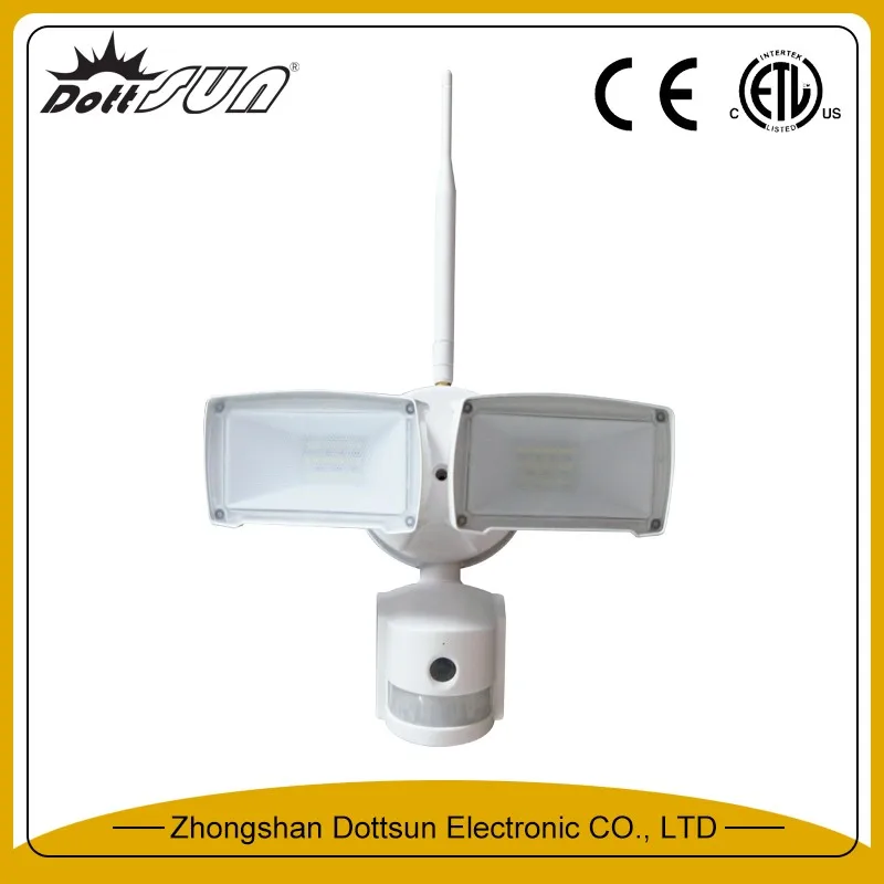 Security spotlight with motion 26 watts 1600lm led flood light with camera