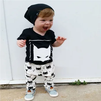 Sc039黒tシャツ白パンツかわいい赤ちゃん男の子服セットで赤ちゃん服