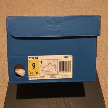 Customized Self Adhesive Shoe Box Sticker