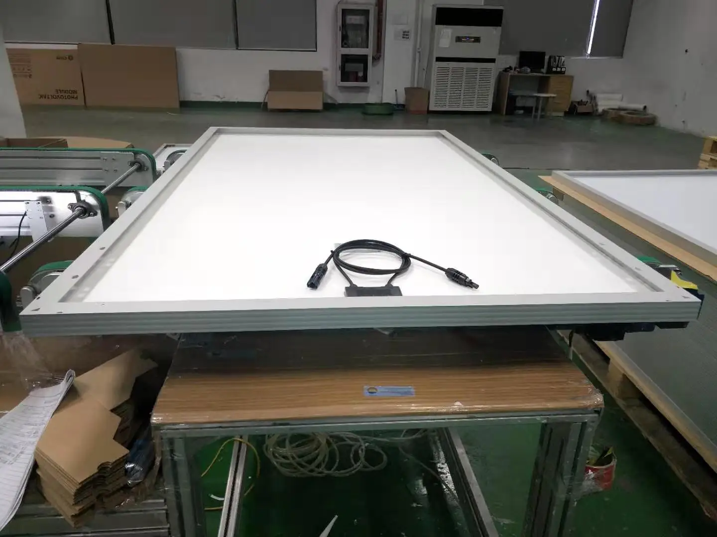 China Factory 275w 270w 280w Polycrystaylline PV Solar Panel Price