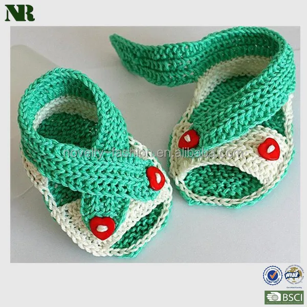 knitted baby boy shoes