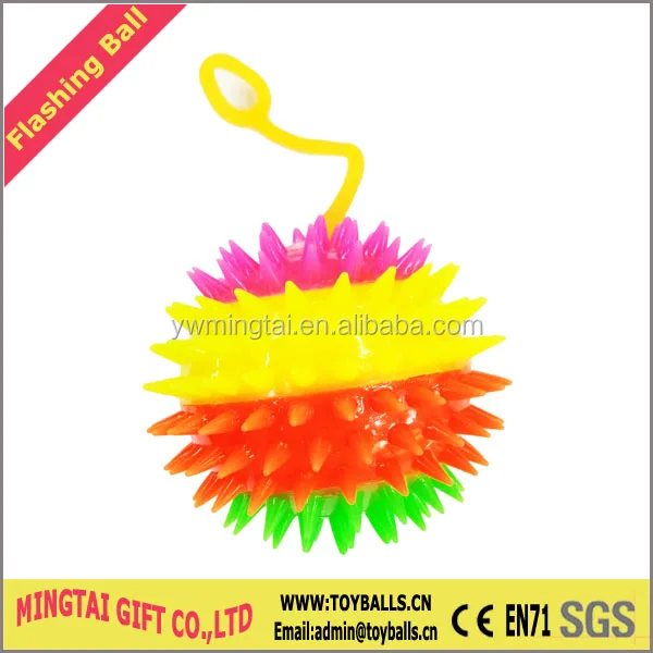 flashing spiky ball 09.jpg