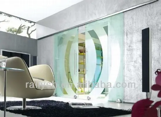 sliding-glass-doors-interior-room-1_LaT52_24431