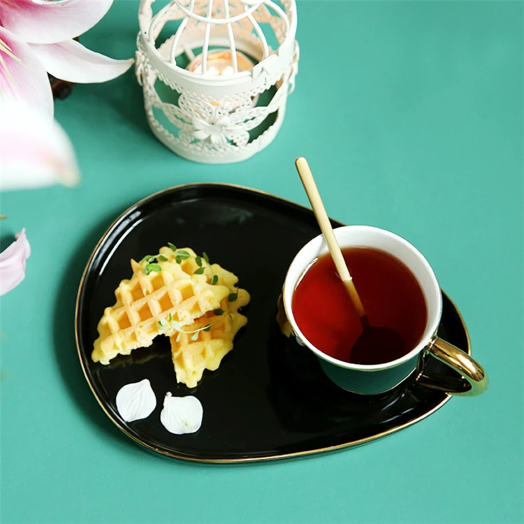 Wholesale dinnerware gold handle coffee cups black breakfast ceramic restaurant dinner set with gold rim