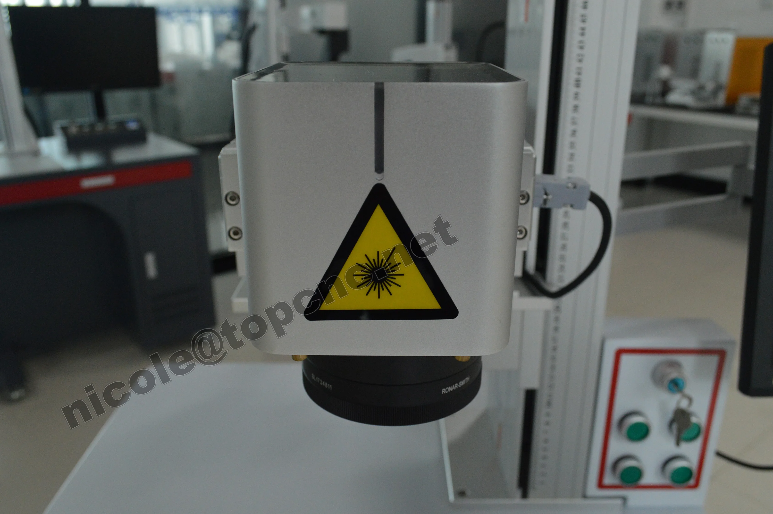 Low price uv fiber laser/ high quality fiber laser marking for metal Portable MIni Fiber Laser Marking Machine Price