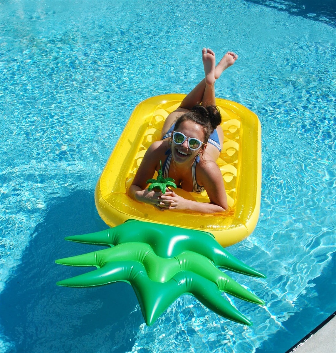 pineapple pool float (2)