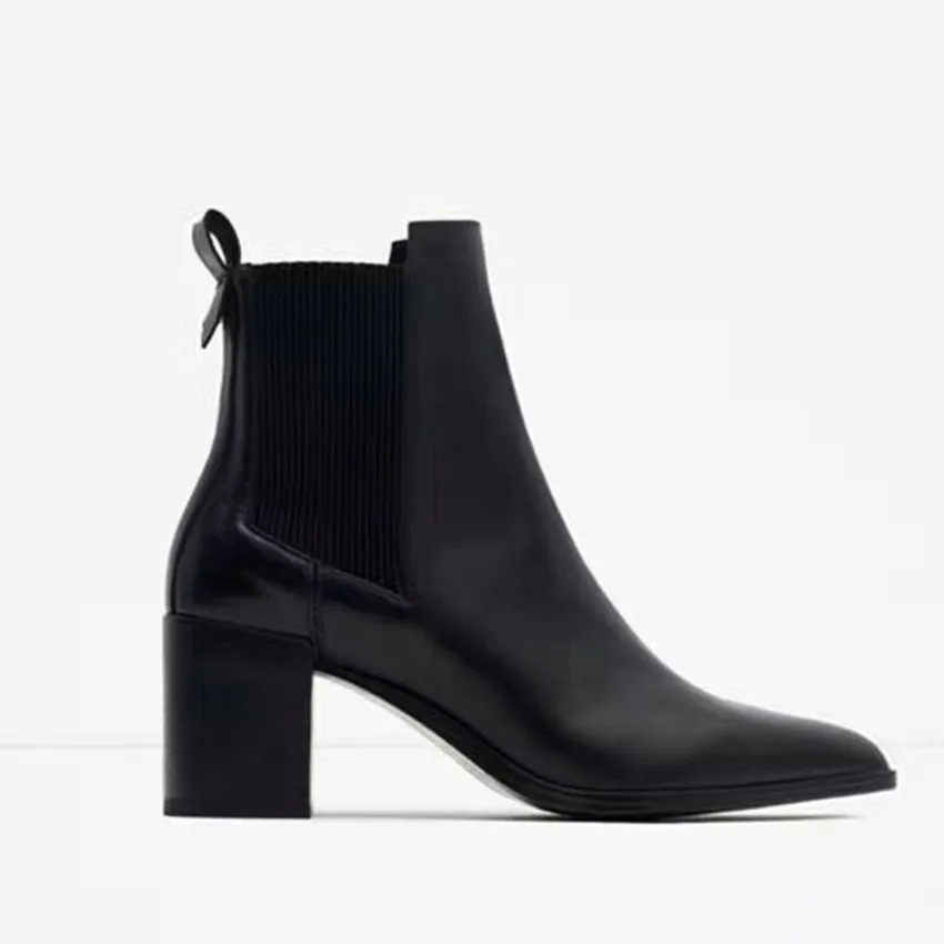 plain chelsea boots